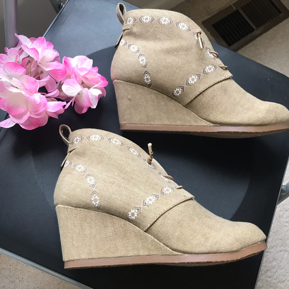 Sugar wedges/ booties